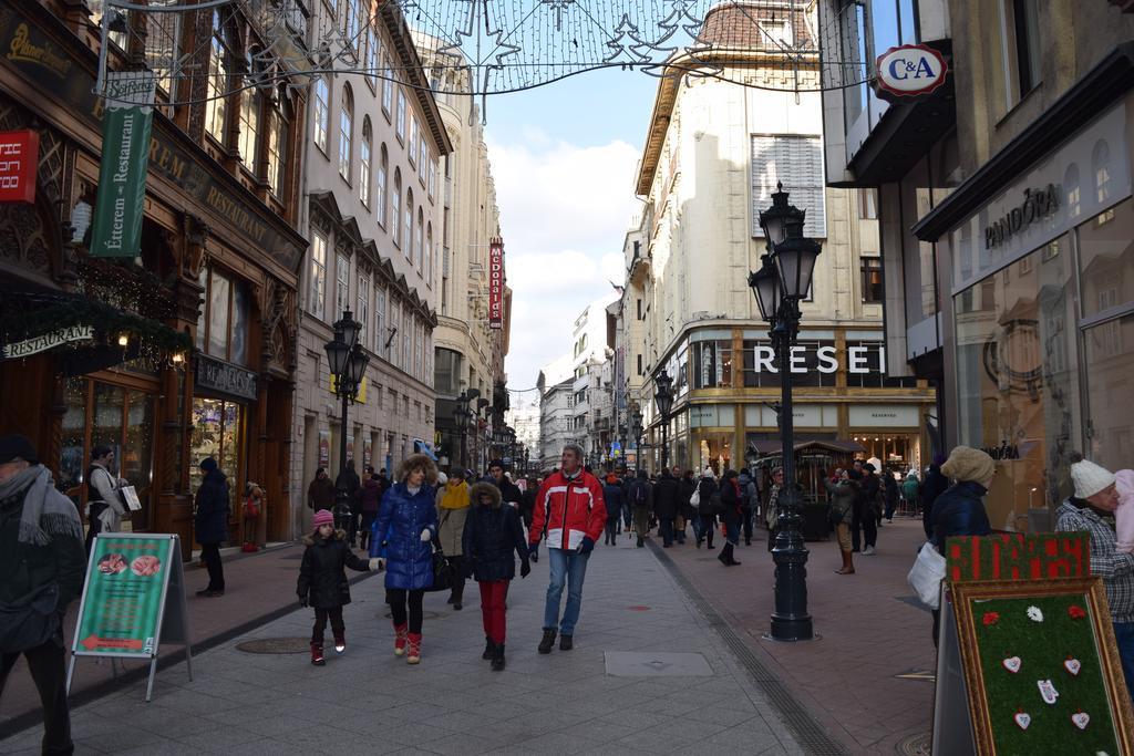 Nyilas Misi Apartments Bella Budapest Zimmer foto